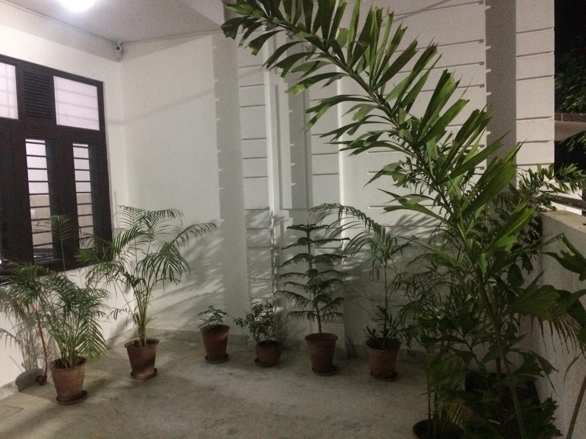 White Tulips Home Stay Джайпур Екстериор снимка