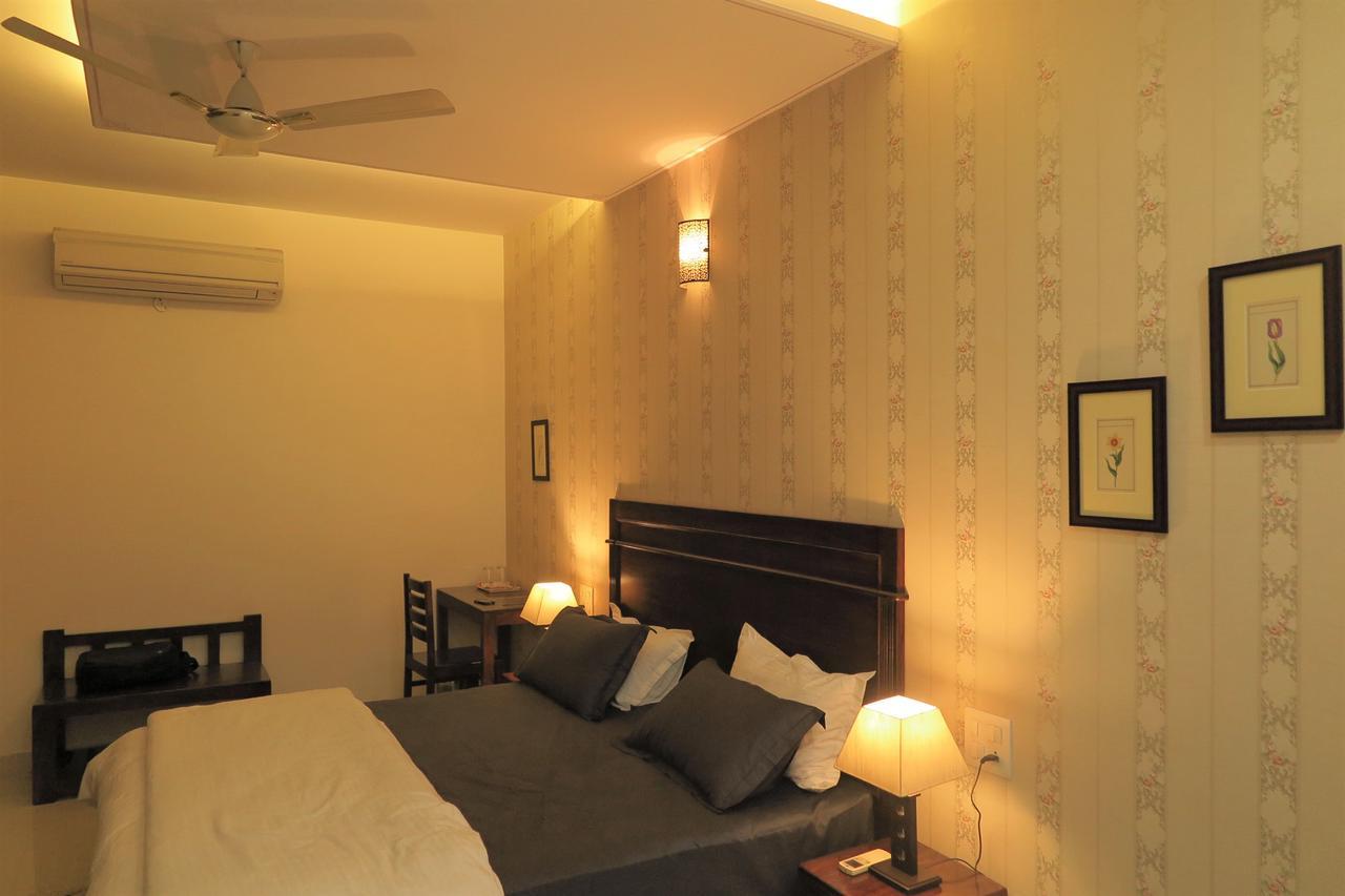 White Tulips Home Stay Джайпур Екстериор снимка